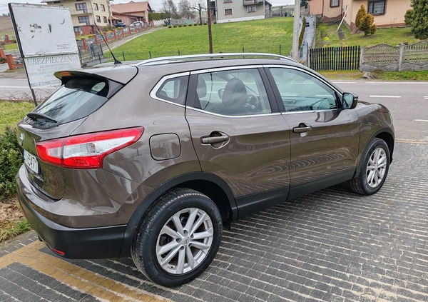 Nissan Qashqai cena 45999 przebieg: 283187, rok produkcji 2016 z Wolbrom małe 781